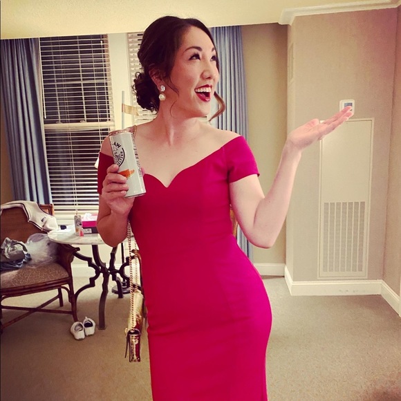 Meet your Posher, Sara - Picture 2 of 2